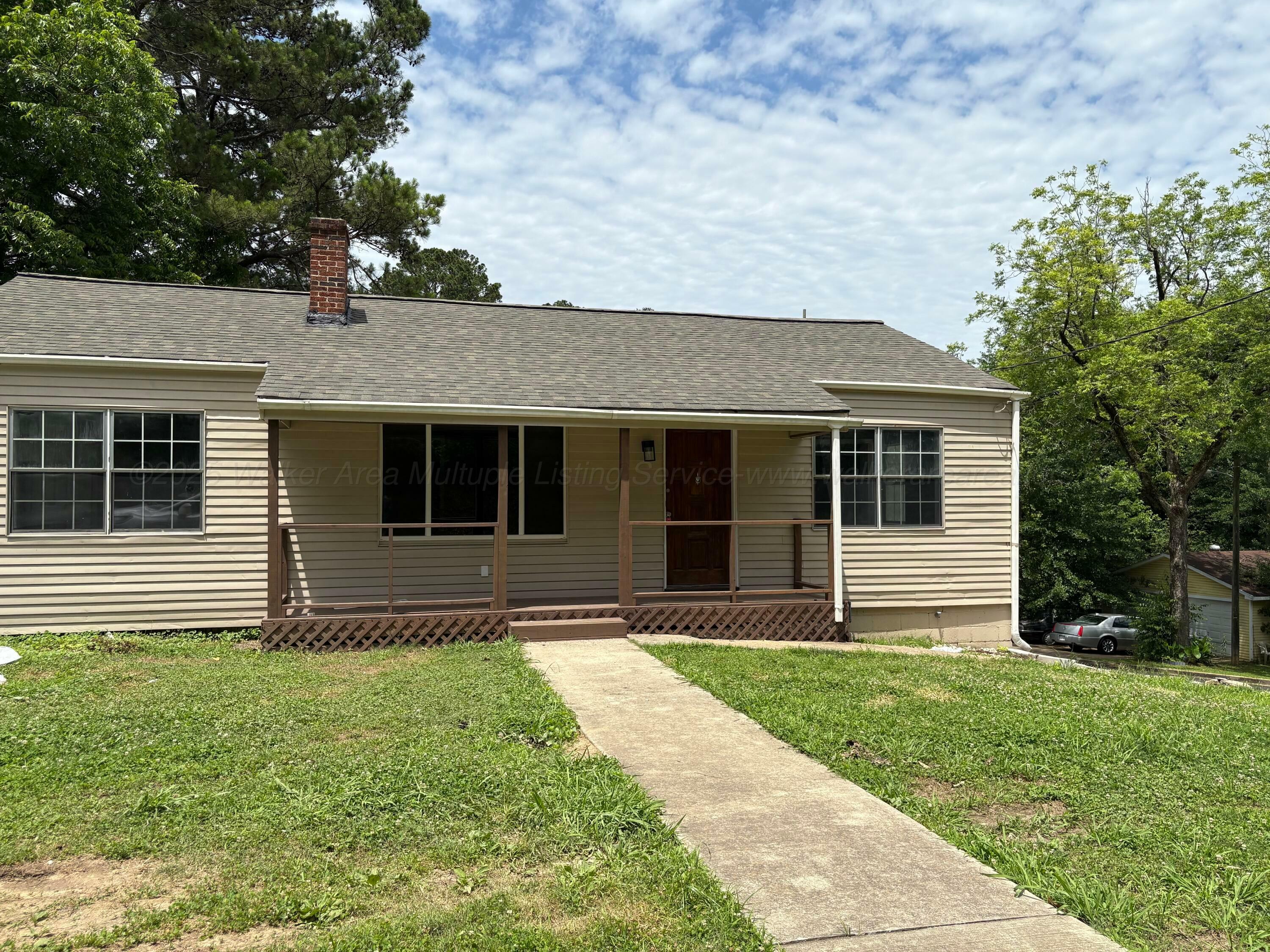 Property Photo: 400 W 14th St AL 35501