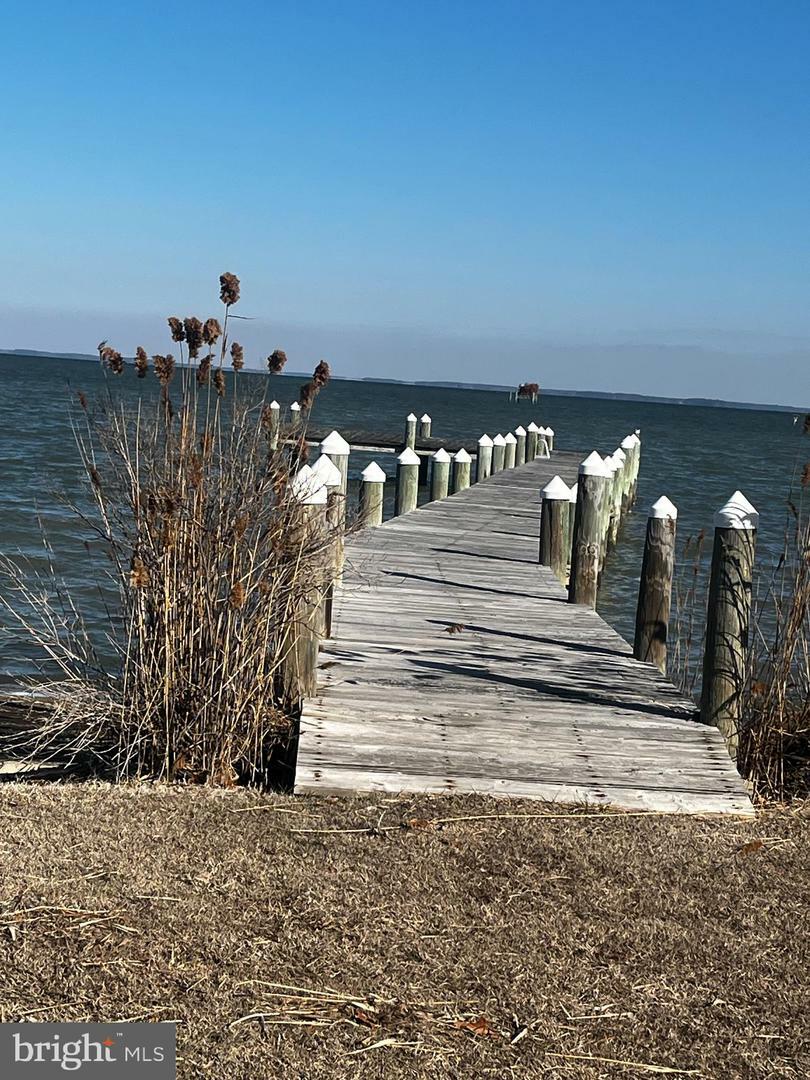 Property Photo:  712 Twin Point Cove Rd  MD 21613 