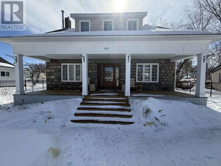 109 King Street  Sioux Lookout ON P8T 1C3 photo