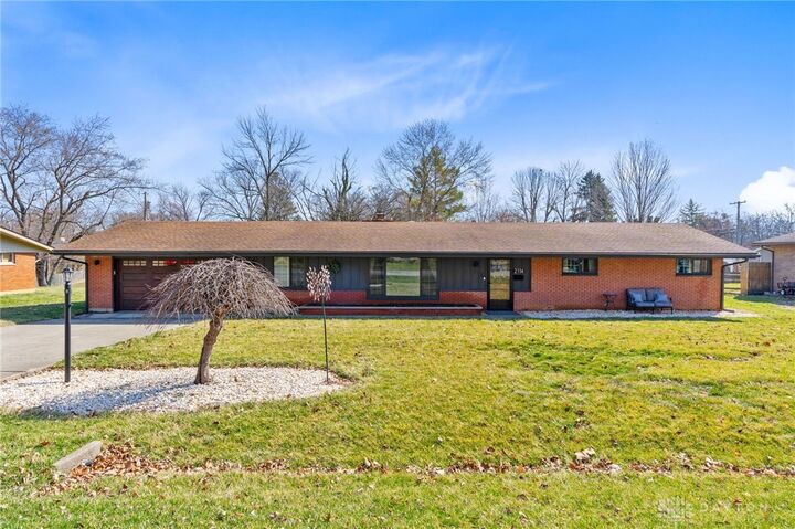 2114 Clearview Drive  Bellbrook OH 45305 photo