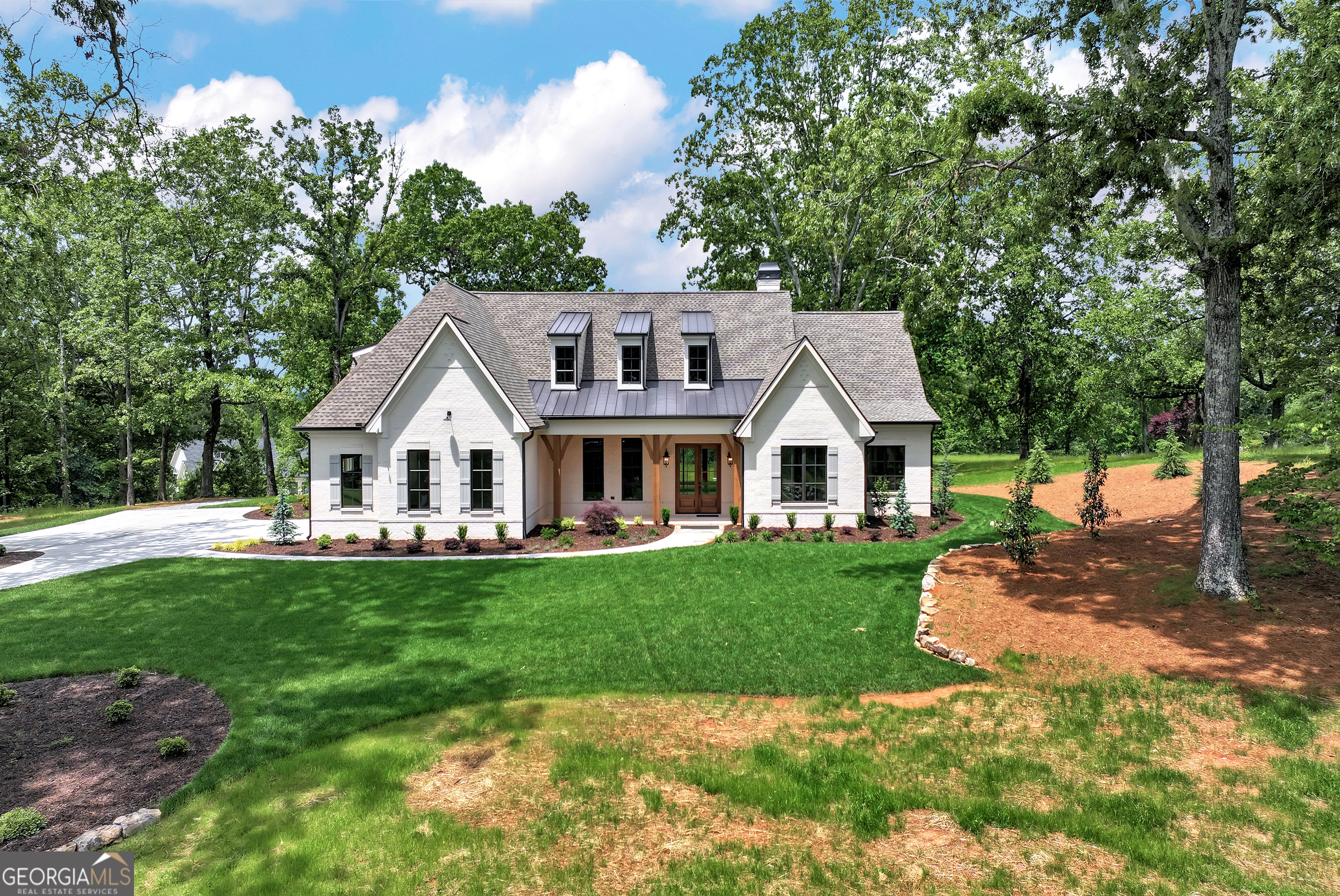 Property Photo: 6110 Harvest Way GA 30028