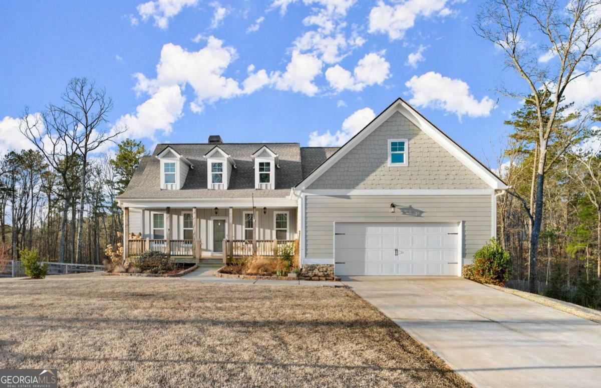 Property Photo: 411 Spring Lake Hills GA 30184