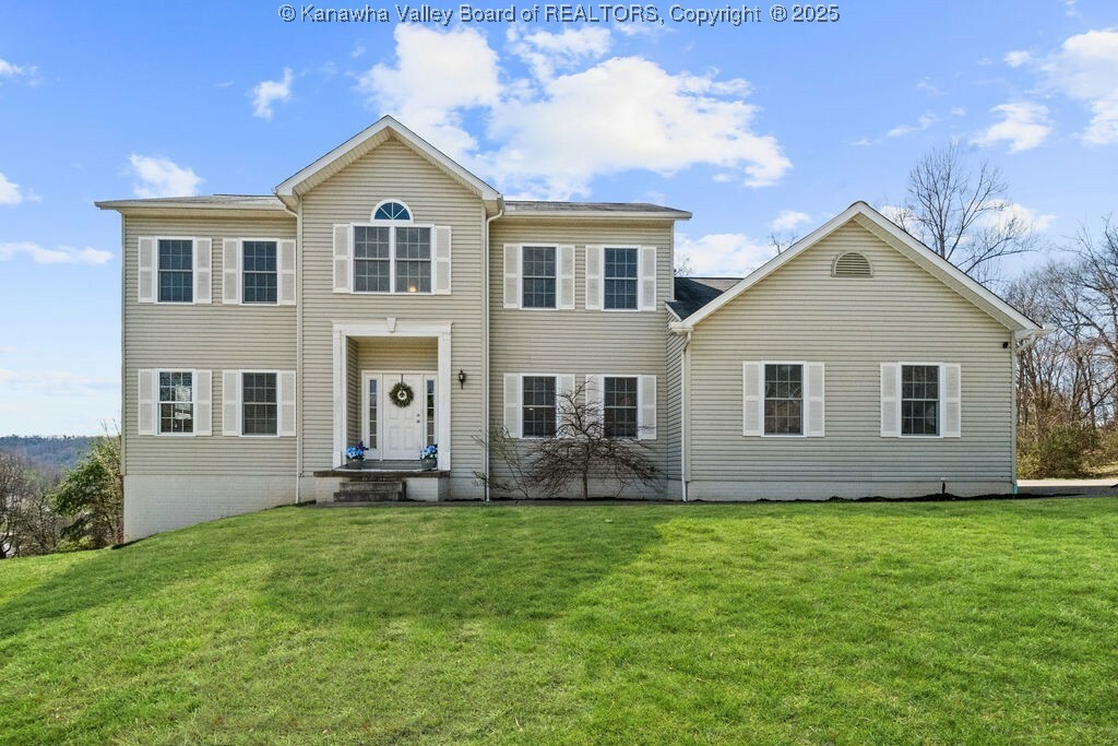 Property Photo: 117 Walnut Street WV 25143