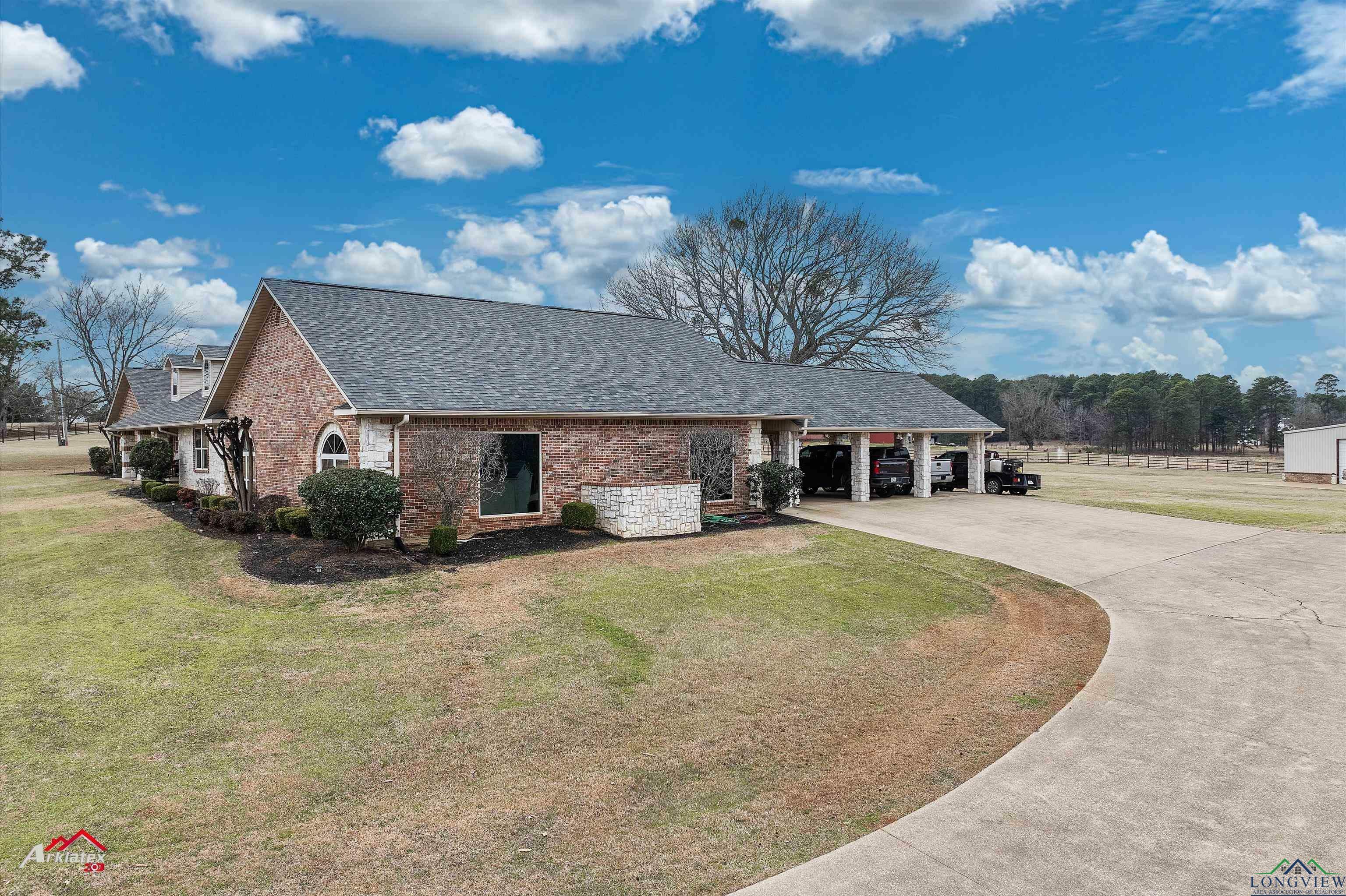 Property Photo: 1325 Kings Rd TX 75672-4947