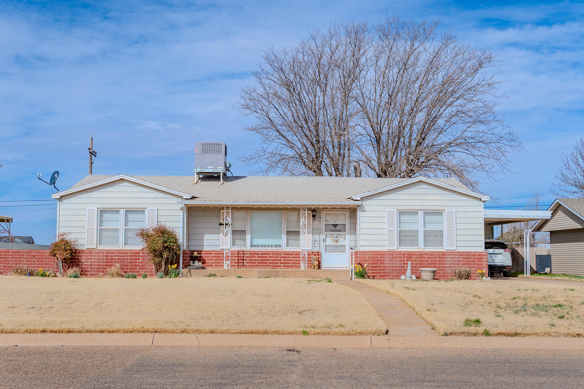Property Photo: 510 1st Street TX 79325