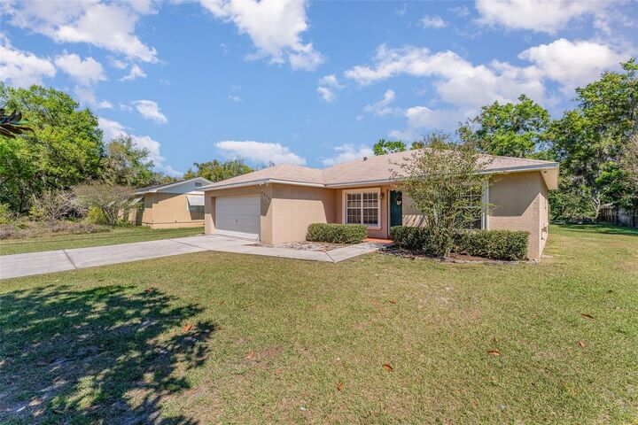 Property Photo:  4530 Old Road 37  FL 33813 