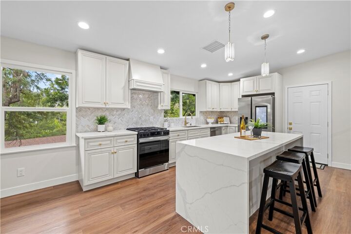 Property Photo:  3476 Linda Vista Road  CA 91206 