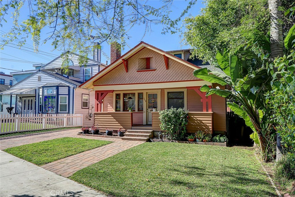 Property Photo: 305 N Gertruda Avenue CA 90277
