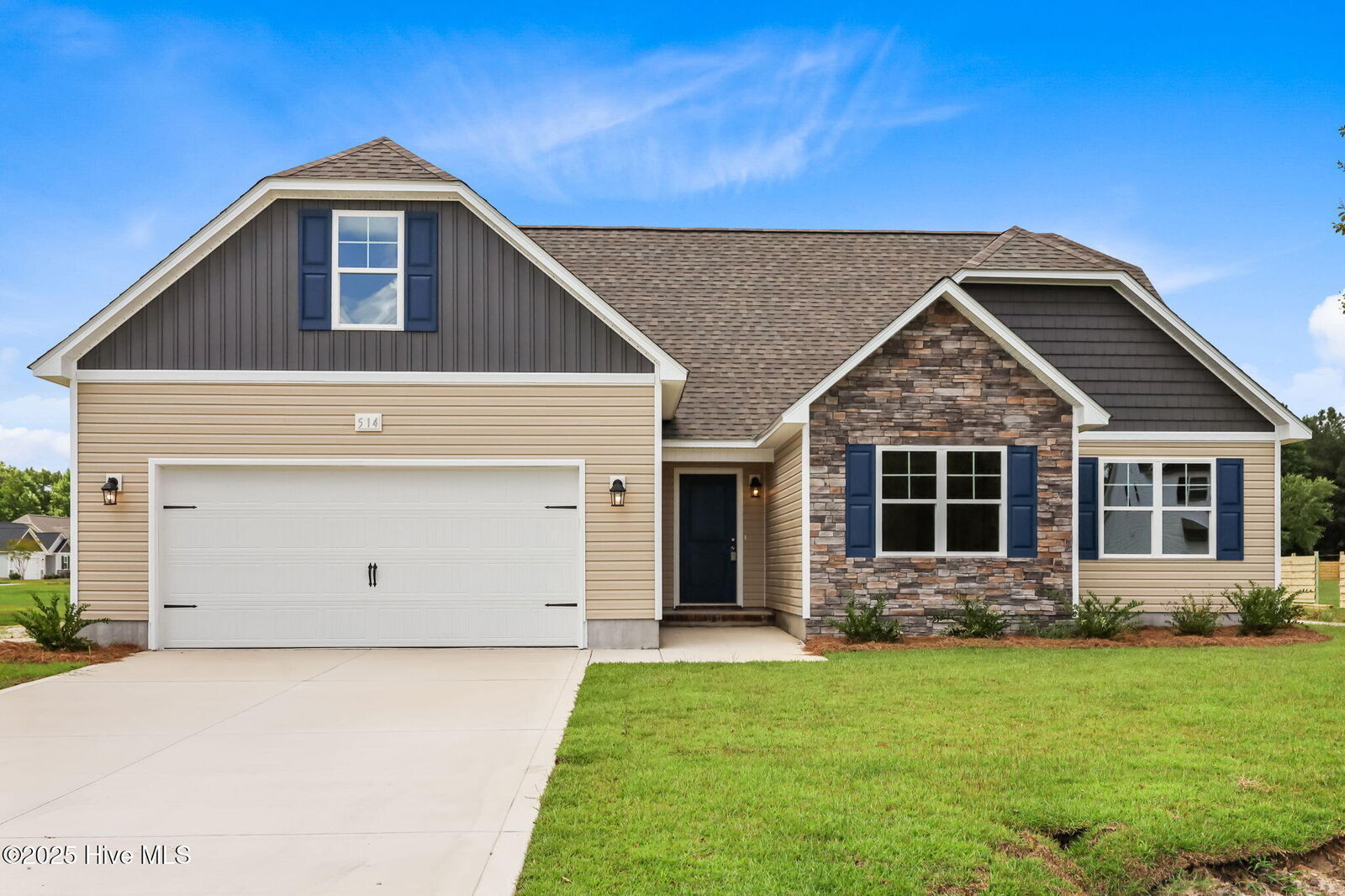 Property Photo:  514 Orchard Creek Drive  NC 28574 