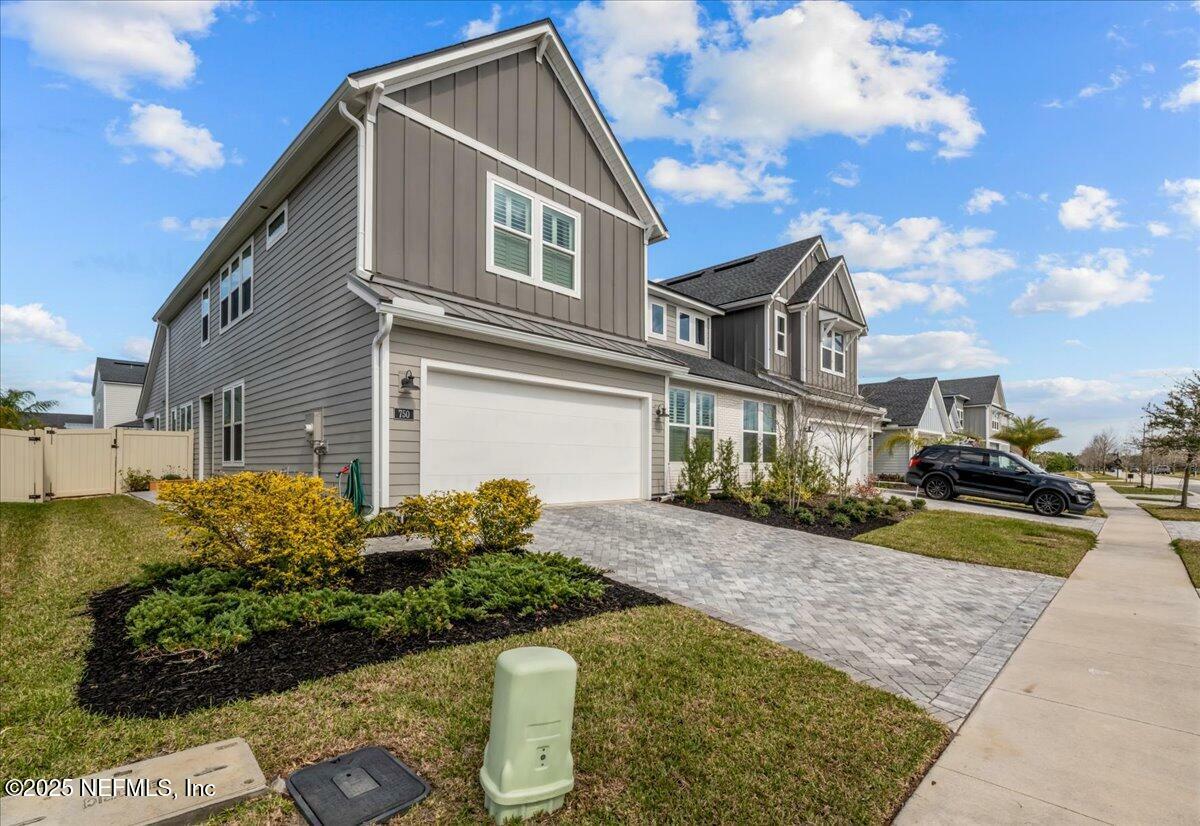 Property Photo: 750 Nocatee Village Drive FL 32081