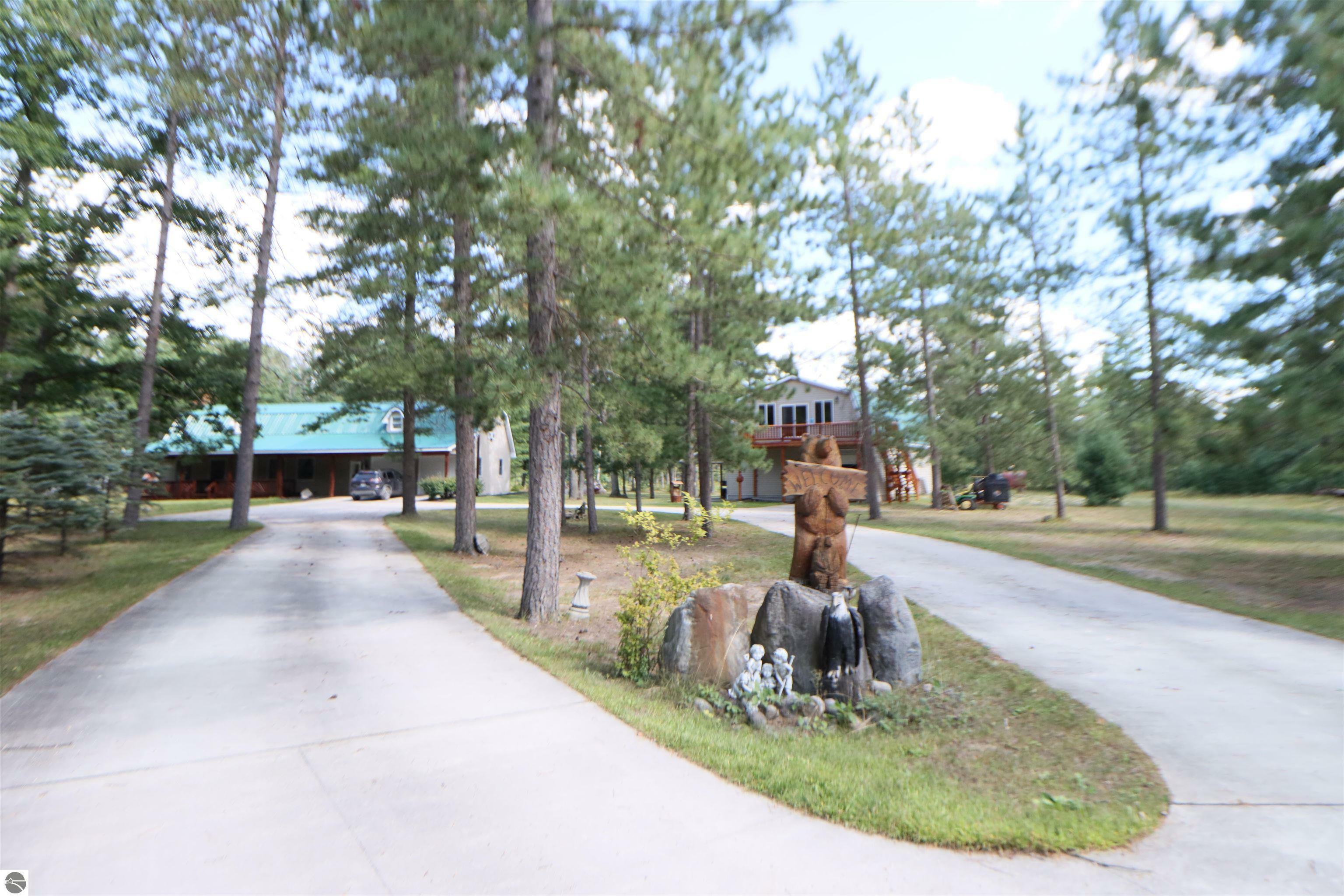 Property Photo: 1678 N National City Road MI 48748