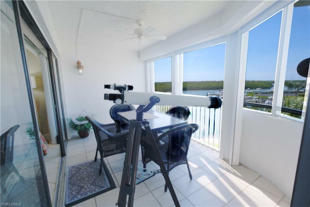 Property Photo: 12945 Vanderbilt Dr 402 FL 34110