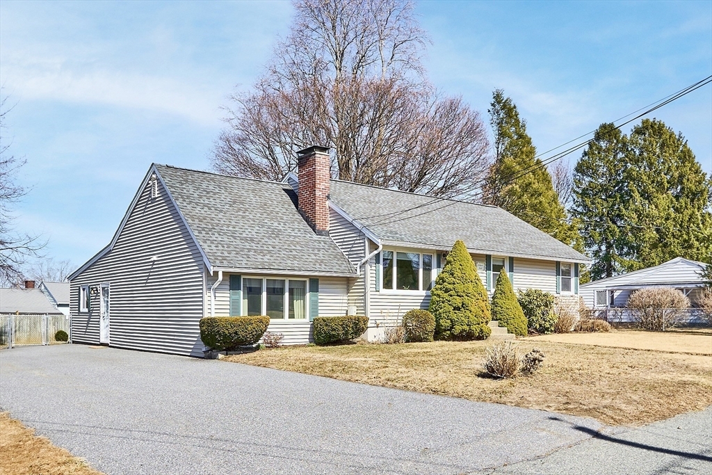 Property Photo: 59 Porter Rd MA 01752
