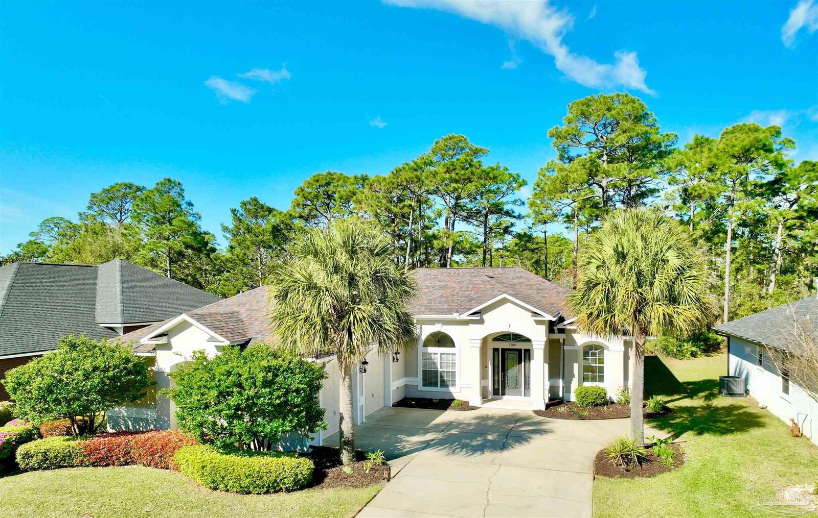 Property Photo: 1789 Sound Hammock Dr FL 32566