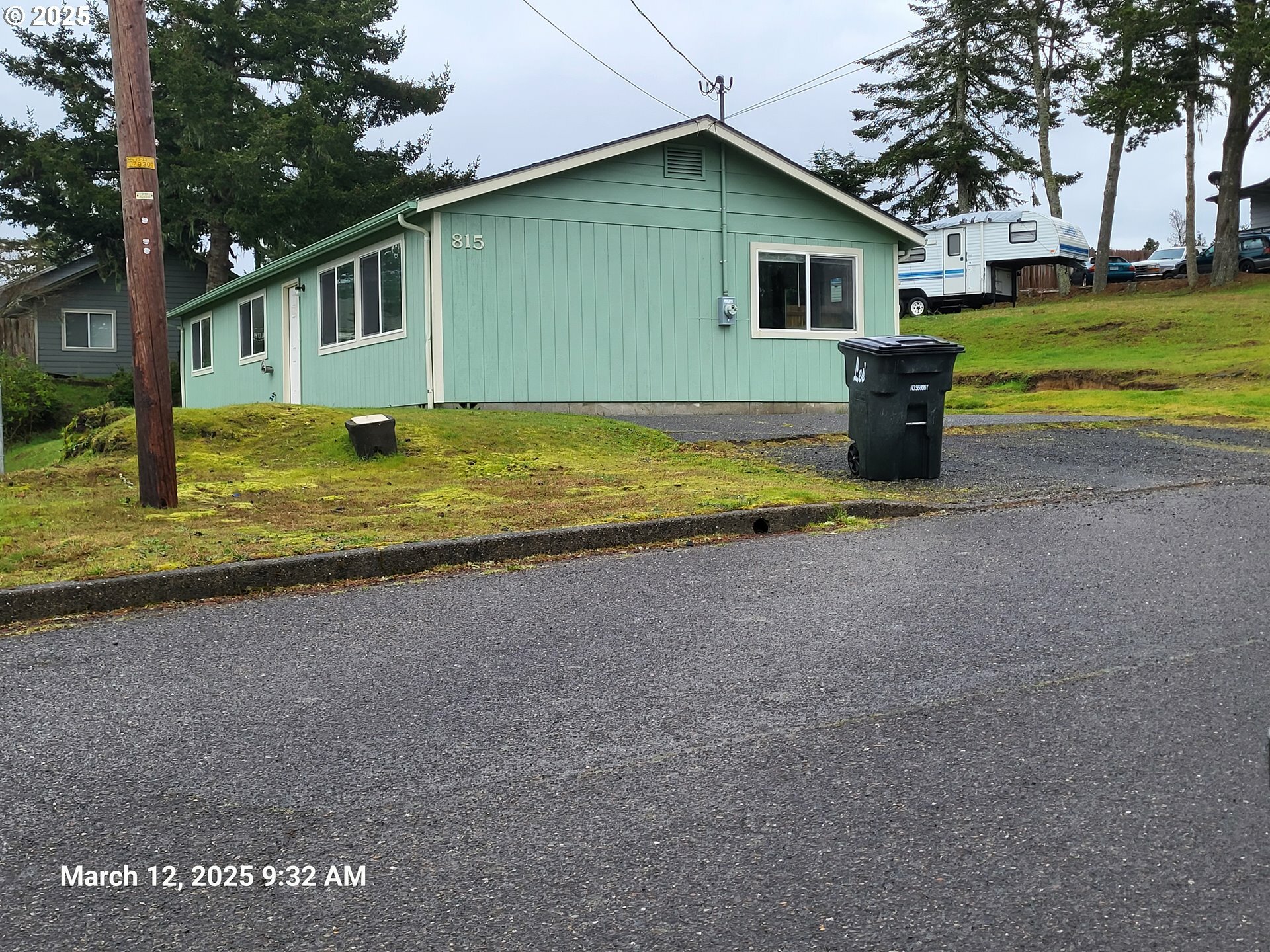 815 Fenwick St  Coos Bay OR 97420 photo