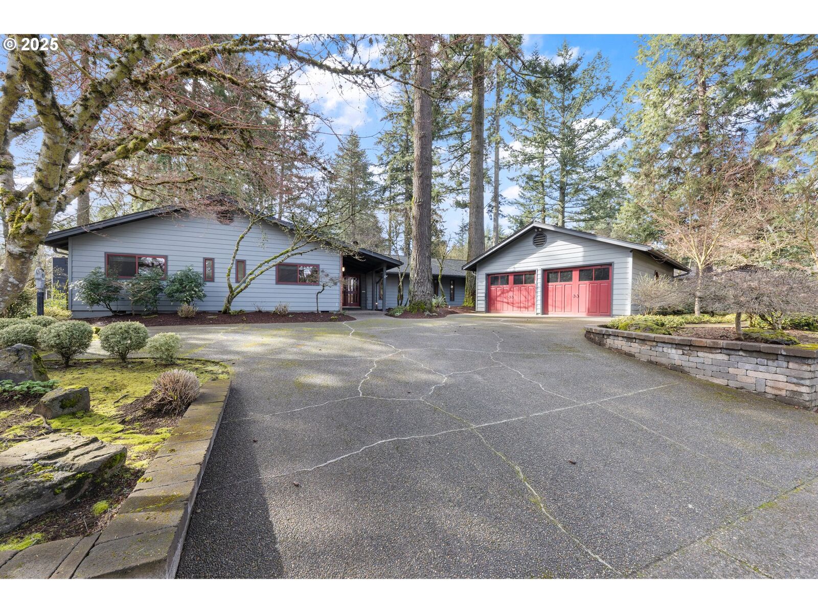 Property Photo: 1666 Pilgrim St SE OR 97302