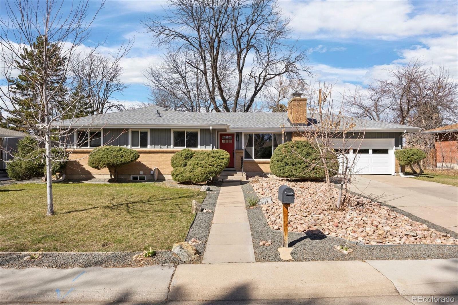 991 E Applewood Avenue  Centennial CO 80121 photo