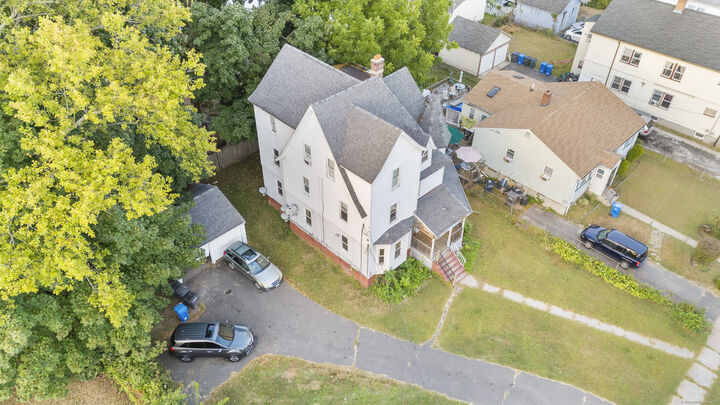 Property Photo:  112 Burnham Street  CT 06112 