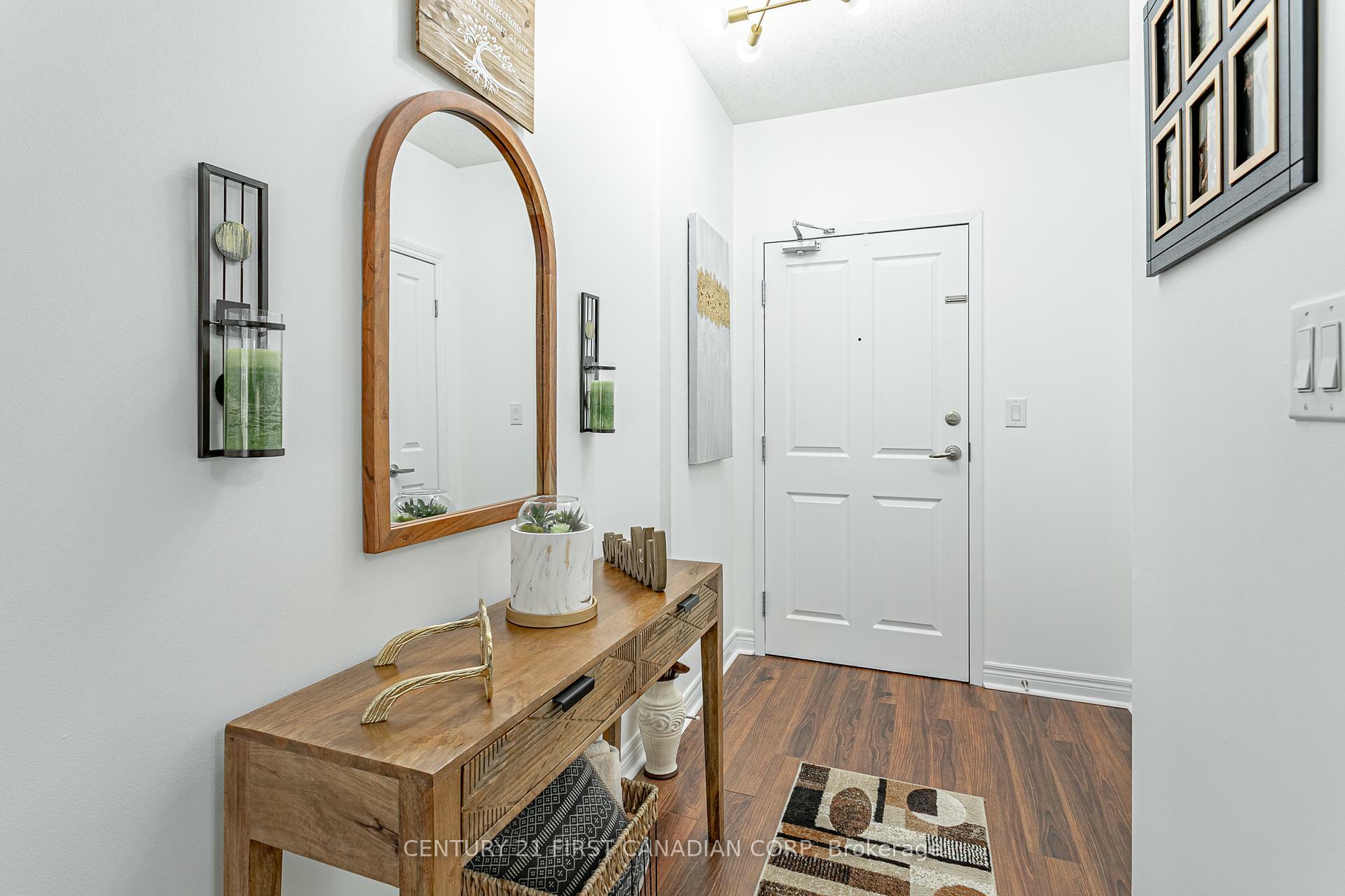 Property Photo: 1030 Coronation Drive 312 ON N6G 0G5