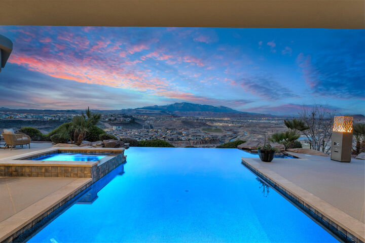 Property Photo:  2031 E Cliff Point Dr  UT 84790 
