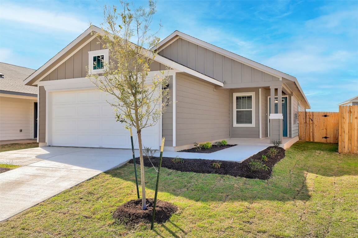 Property Photo: 152 Greenway Lane TX 78628