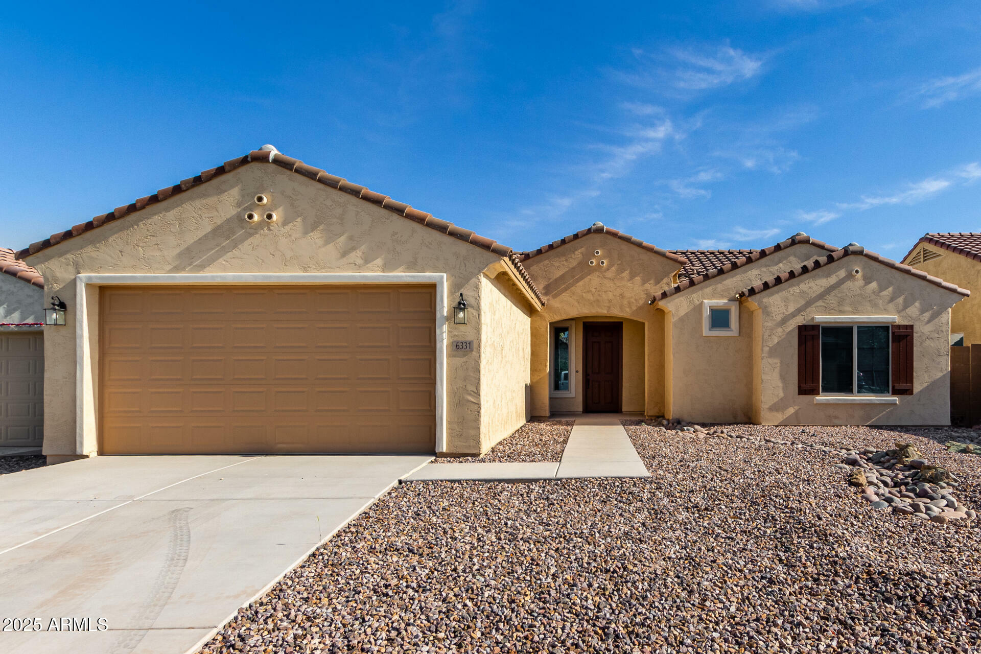 Property Photo: 6331 W Desert Blossom Way AZ 85132