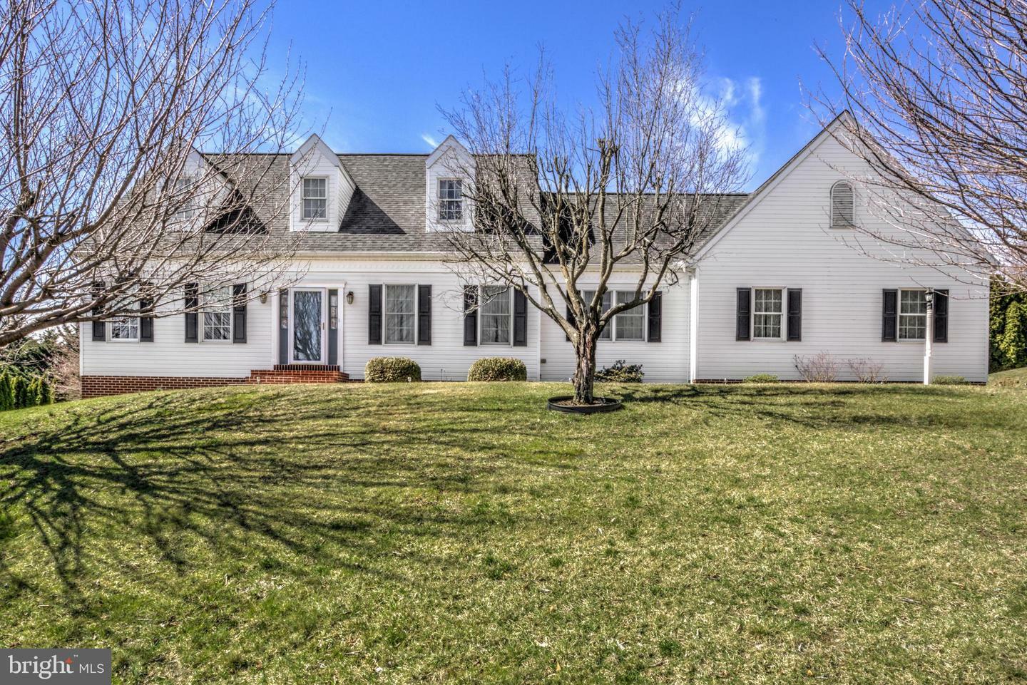 960 Hidden Hollow Drive  Gap PA 17527 photo