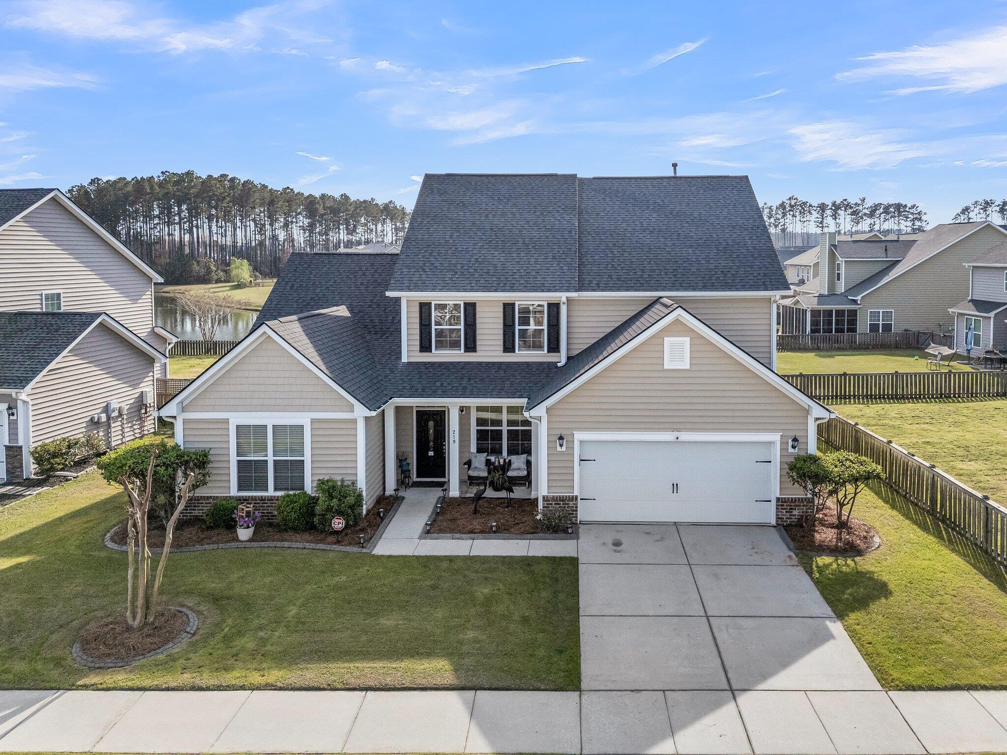 Property Photo: 219 Daybreak Boulevard SC 29486
