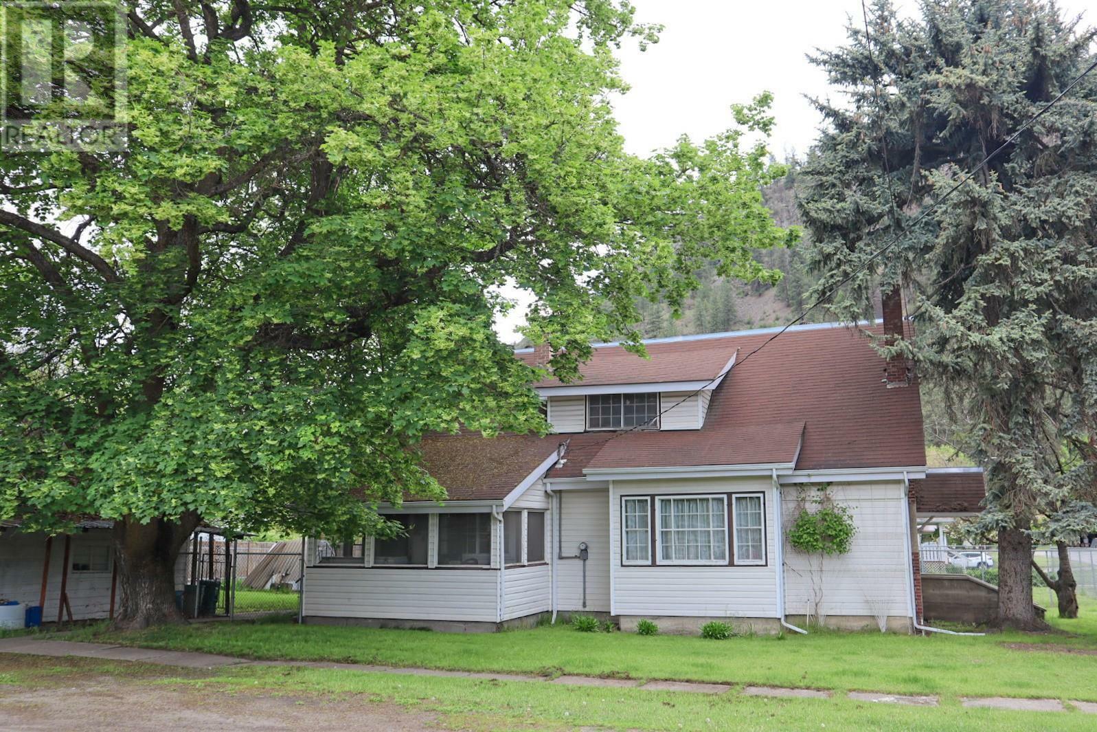 7517 6th Street  Grand Forks BC V0H 1H0 photo