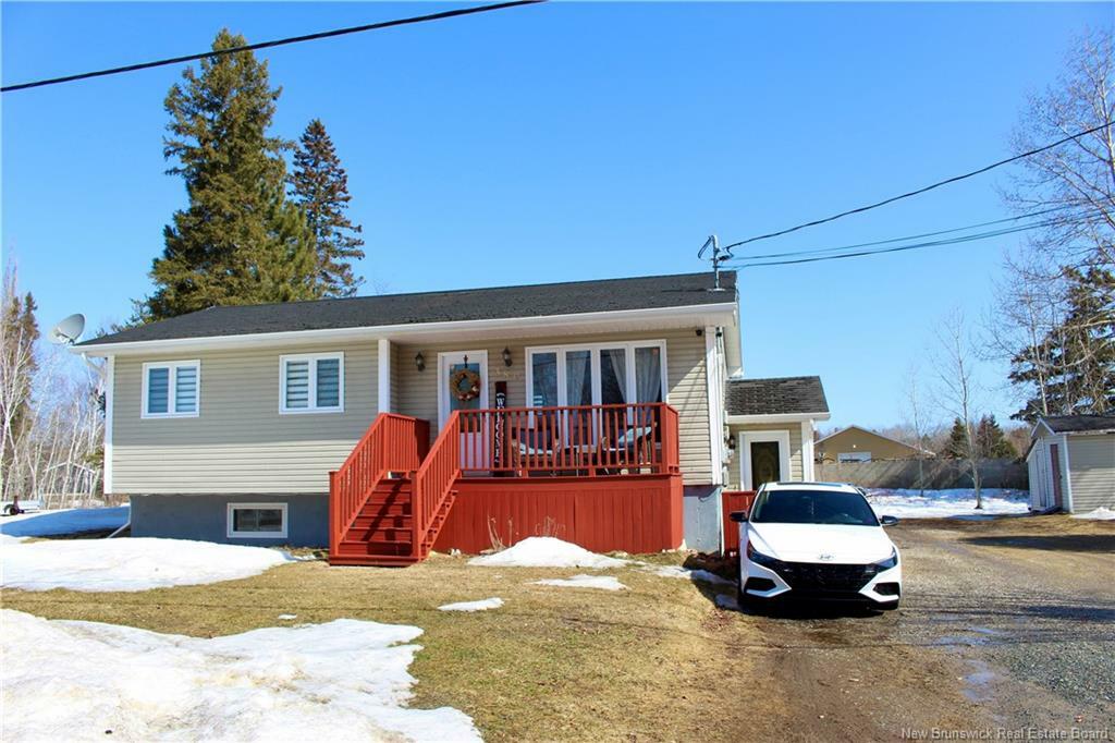 Property Photo:  389 Rue Des érables  NB E8K 3M1 