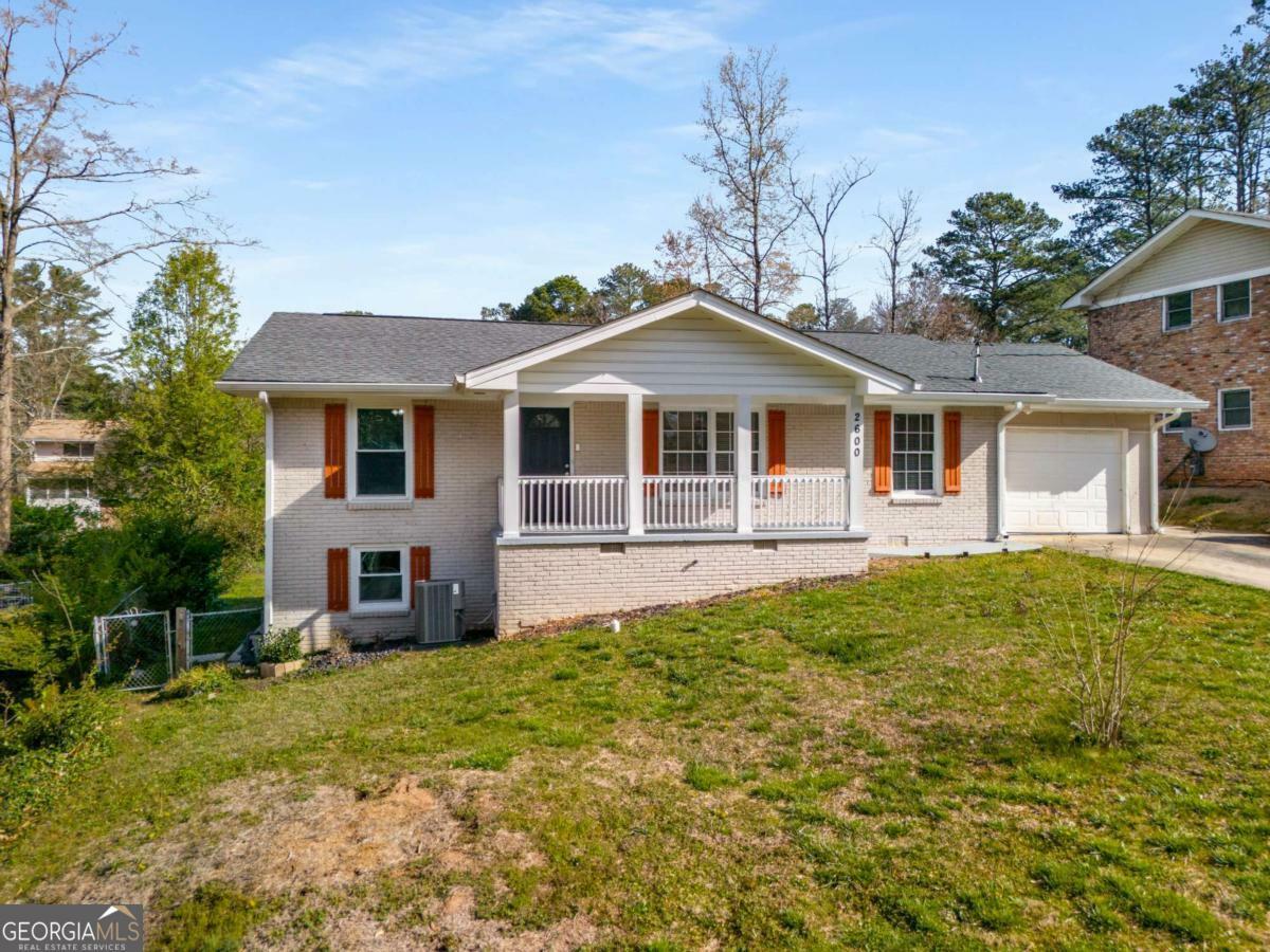 Property Photo: 2600 Cohassett Court GA 30034