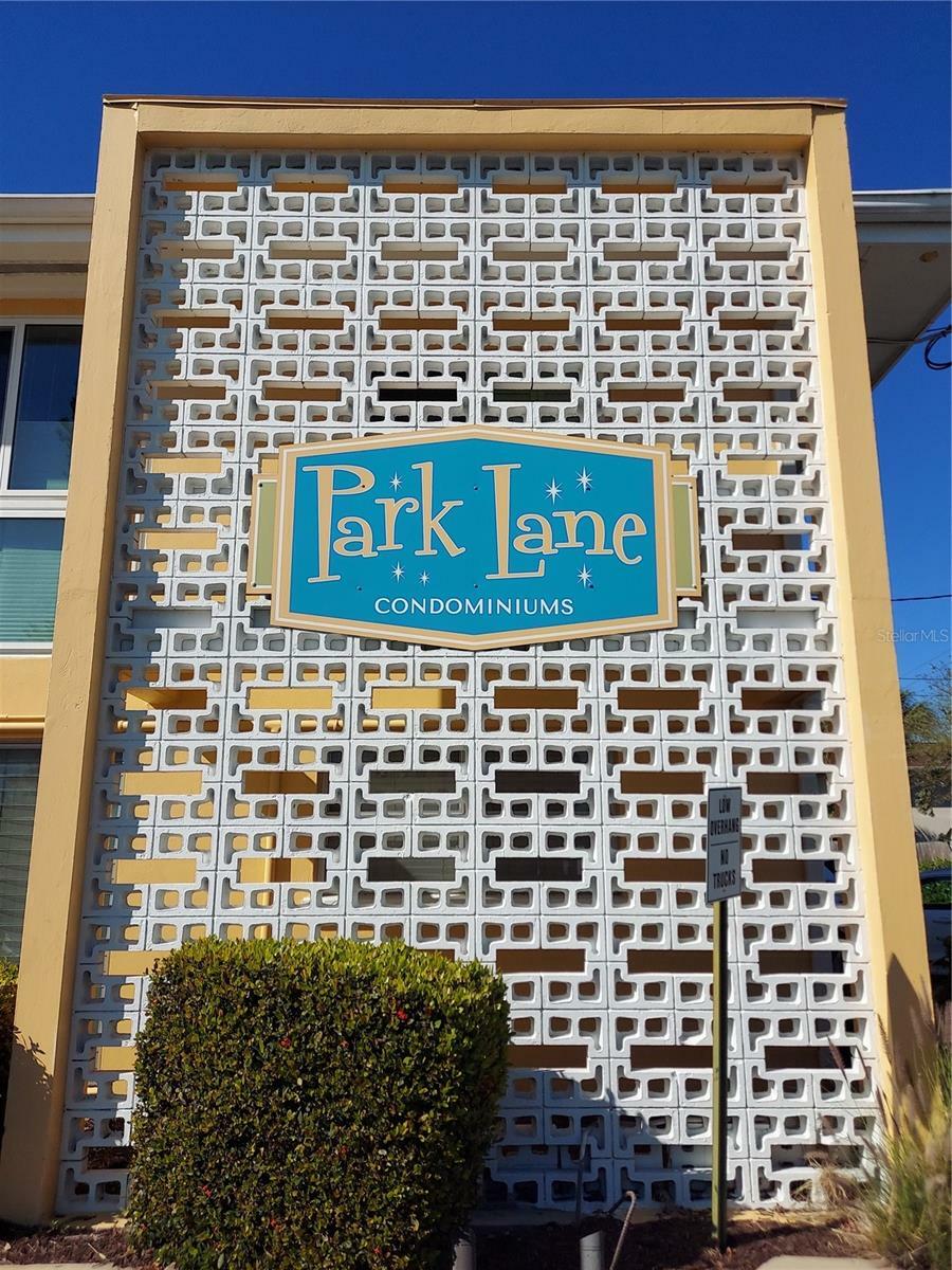 Property Photo: 2155 Wood Street B4 FL 34237