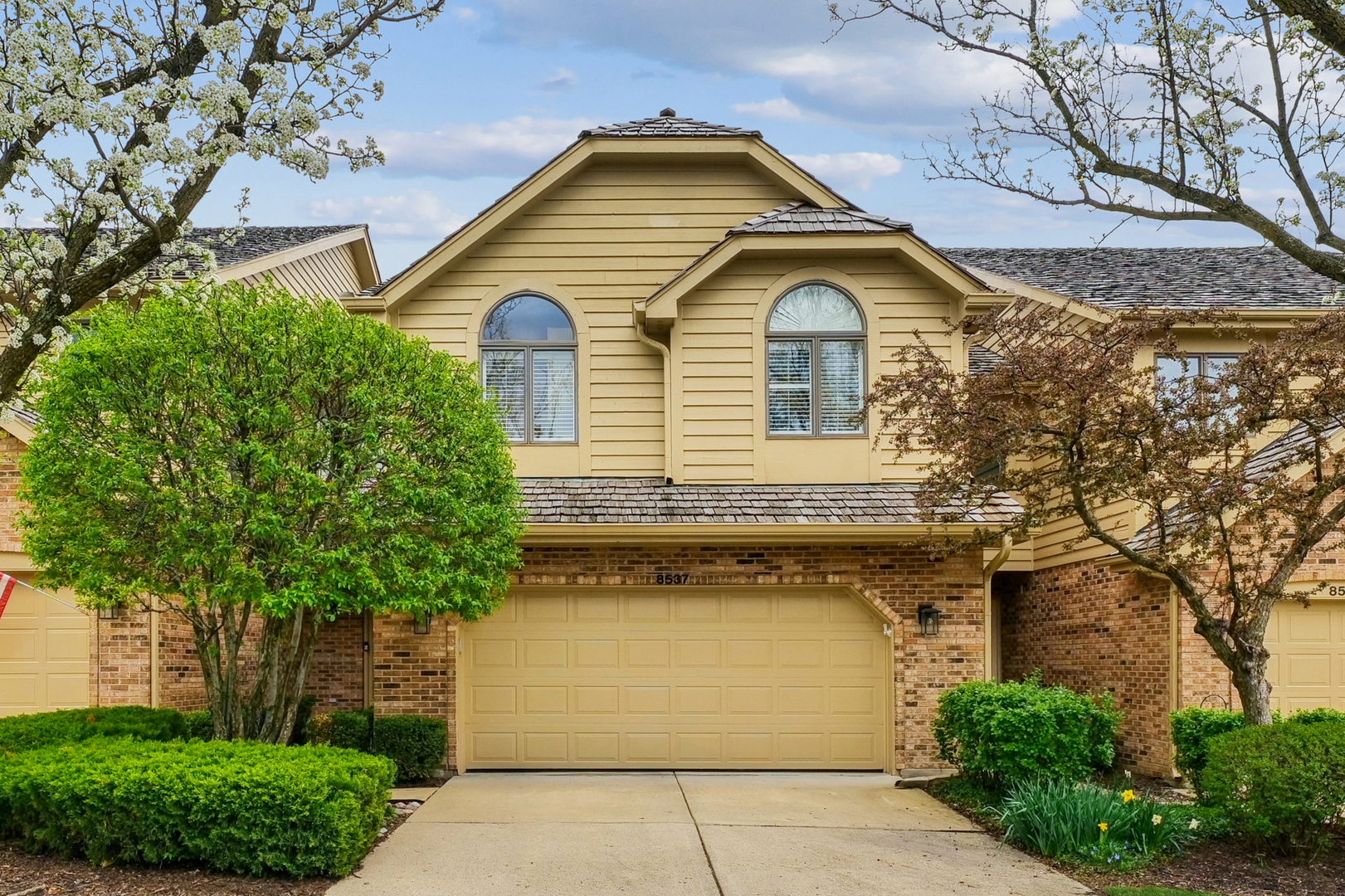 Property Photo:  8537 Thistlewood Court  IL 60561 