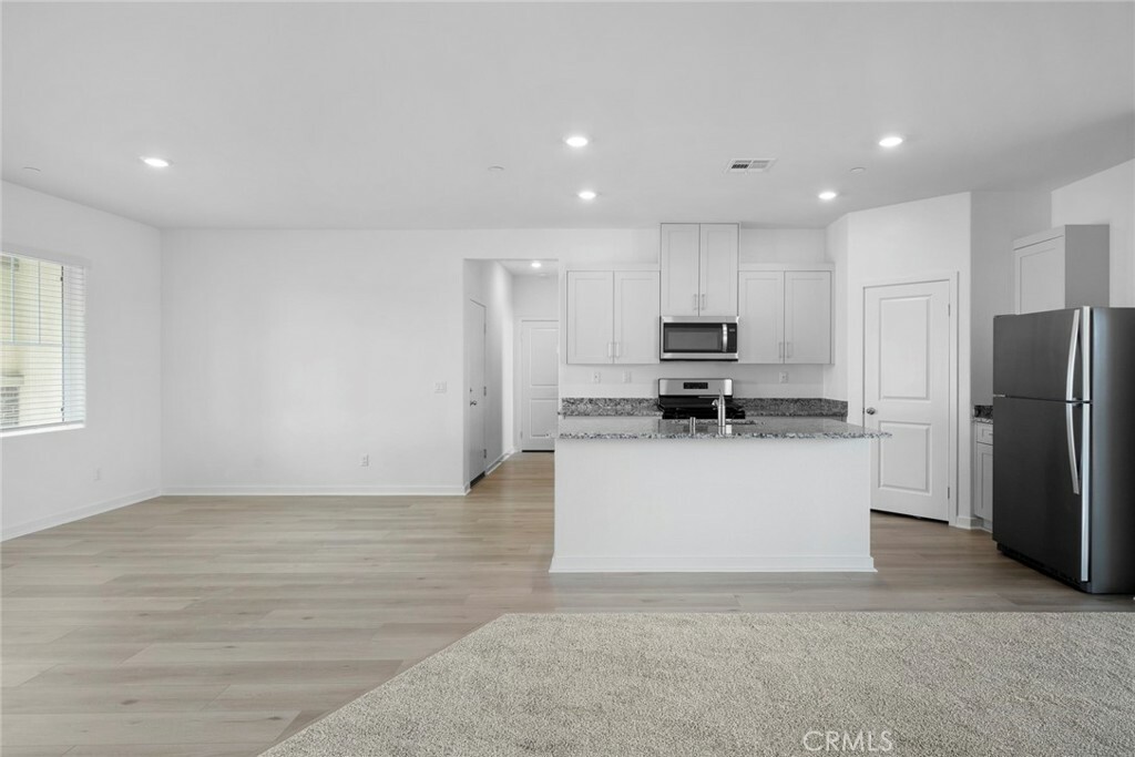 Property Photo: