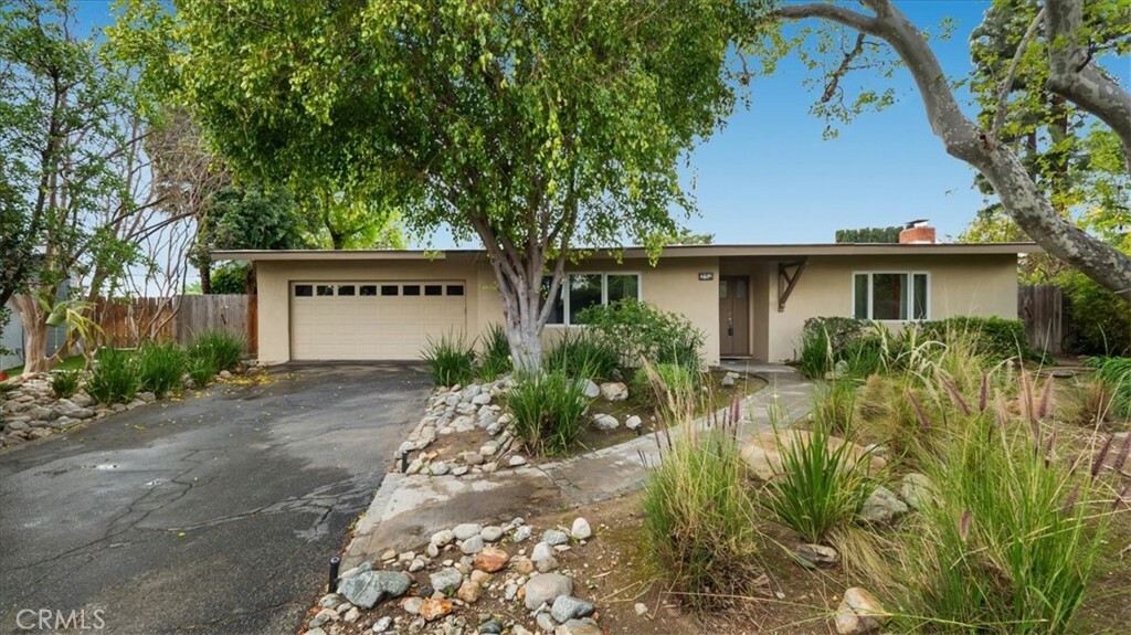 Property Photo: 252 Blaisdell Drive CA 91711