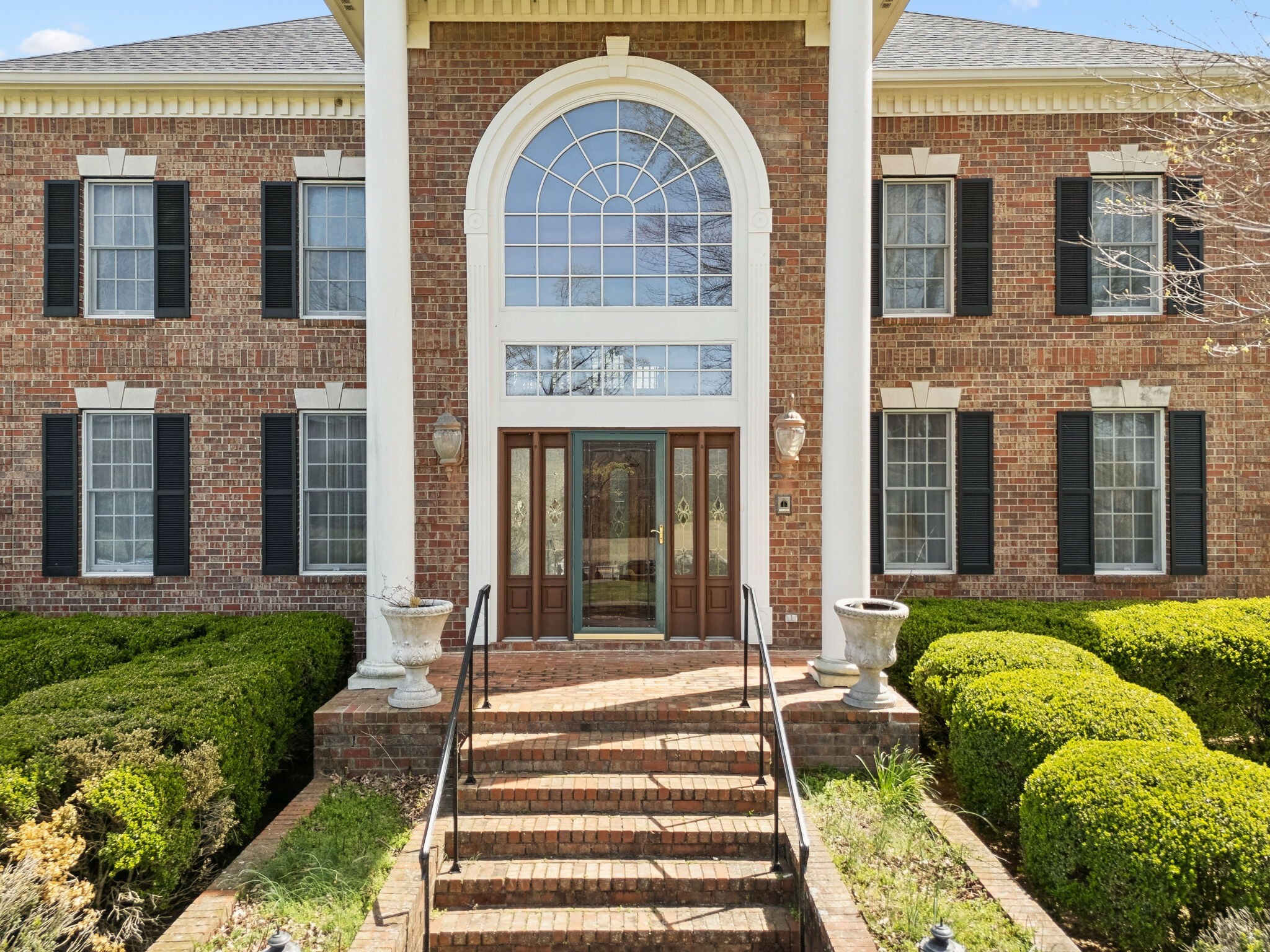 Property Photo: 5090 Main St TN 37174