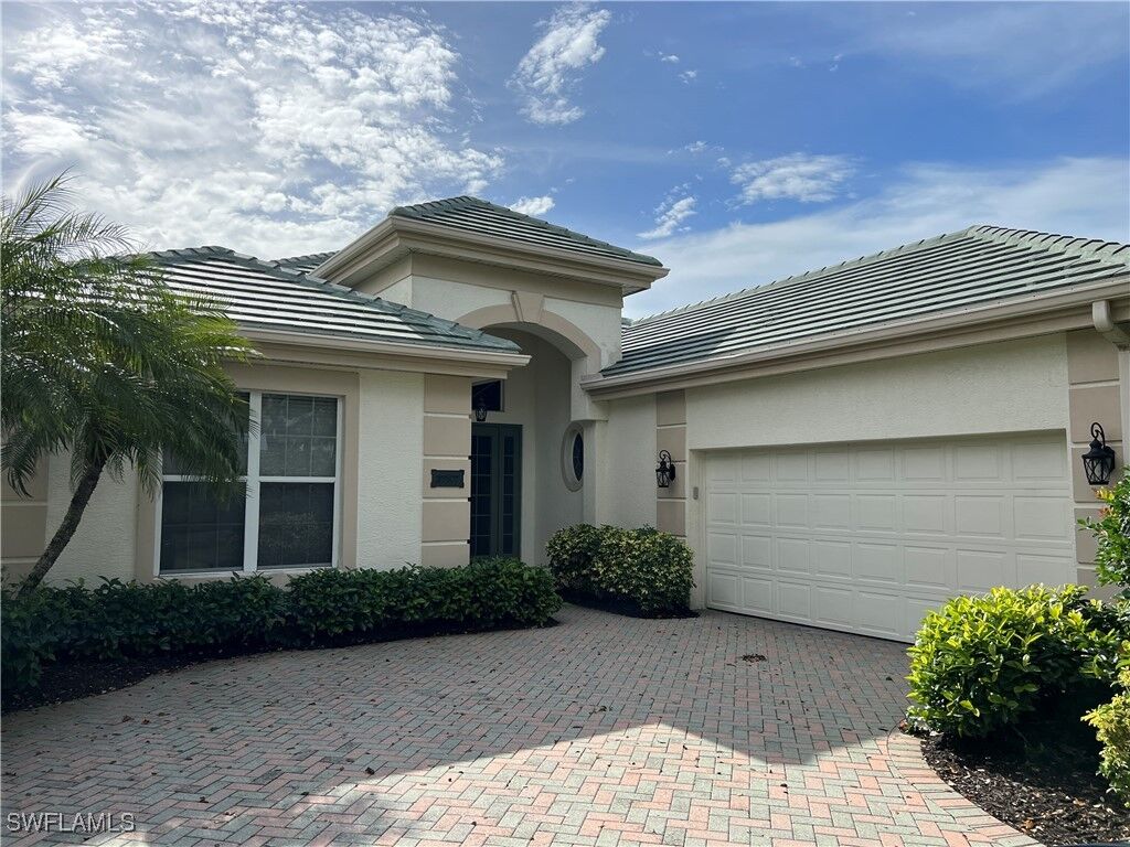 Property Photo:  23307 Foxberry Lane  FL 34135 