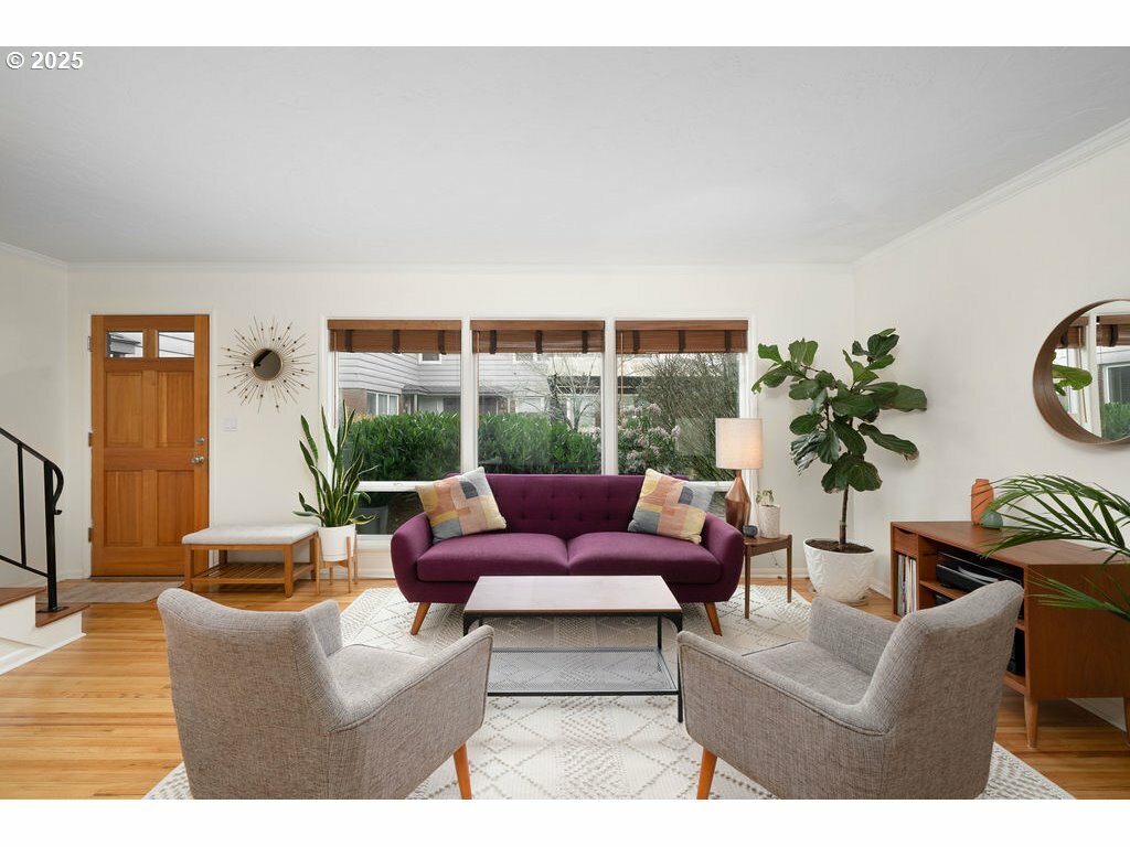 Property Photo: 533 NE Church St OR 97211