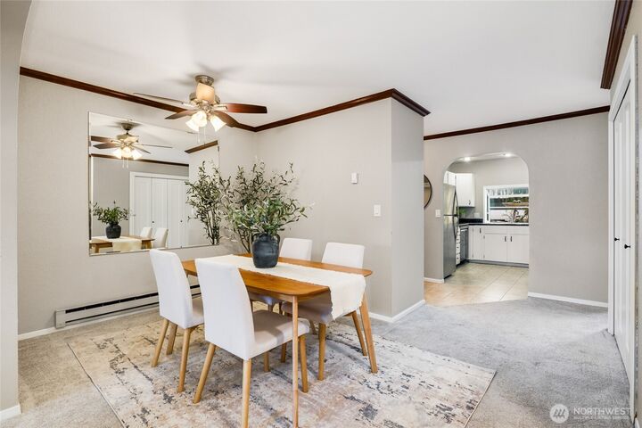 Property Photo:  705  136th Place NE A-5  WA 98005 