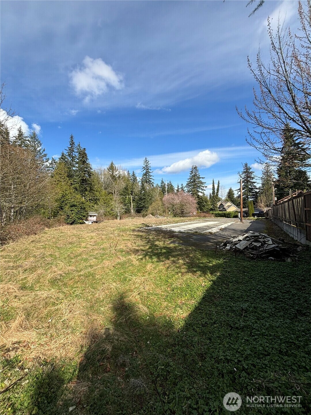Property Photo: 14010 55th Avenue W WA 98026
