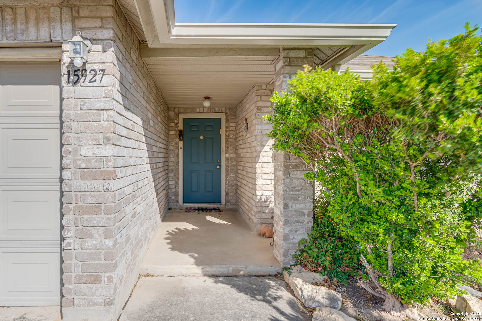 Property Photo: 15927 Tampke TX 78247