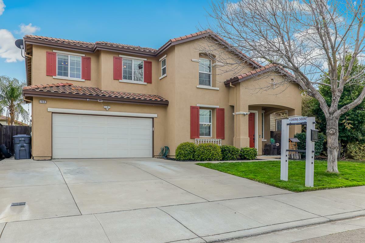 Property Photo: 260 Arezzo Way CA 95377