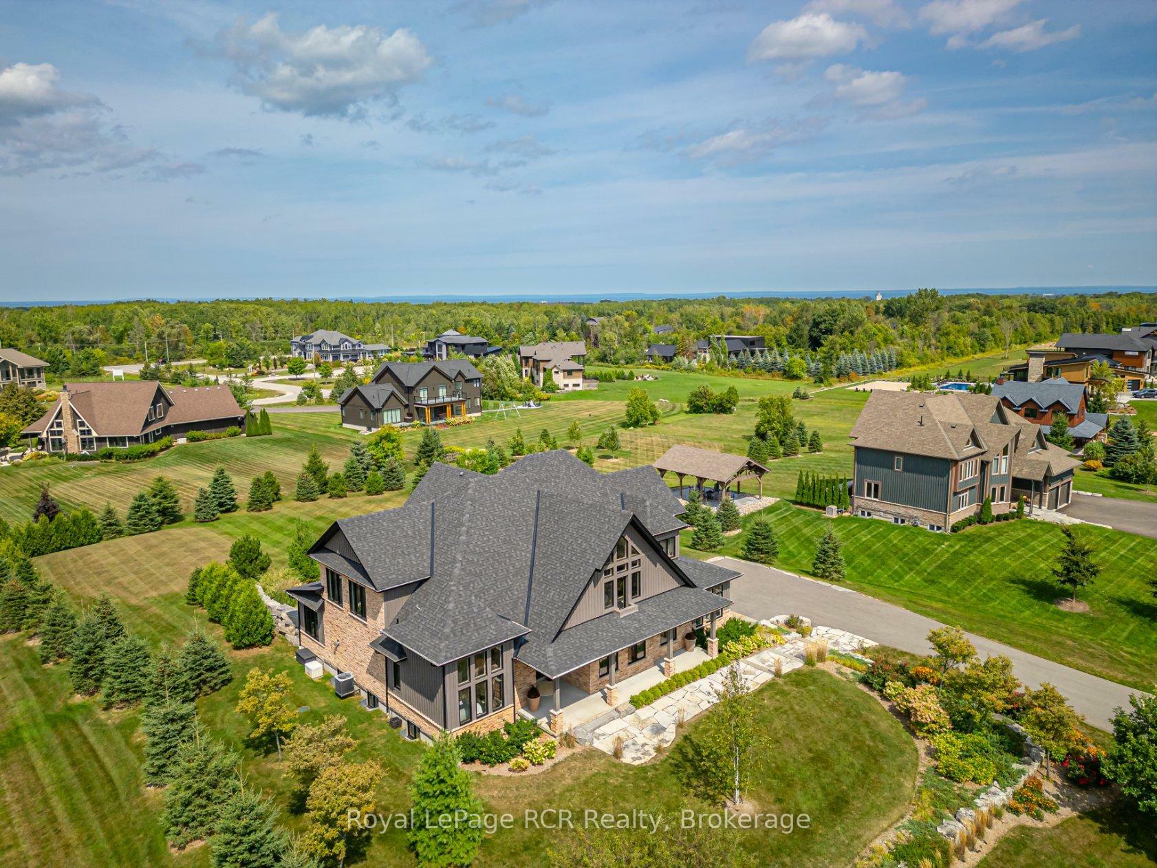 Property Photo: 4 Meadowlark Way ON L9Y 0K1