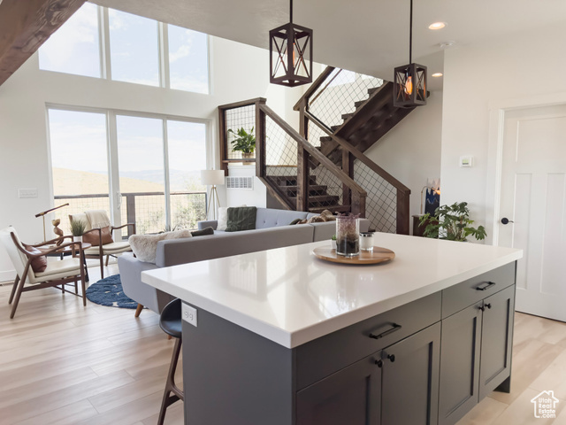 Property Photo: 203 Valleyview UT 84017