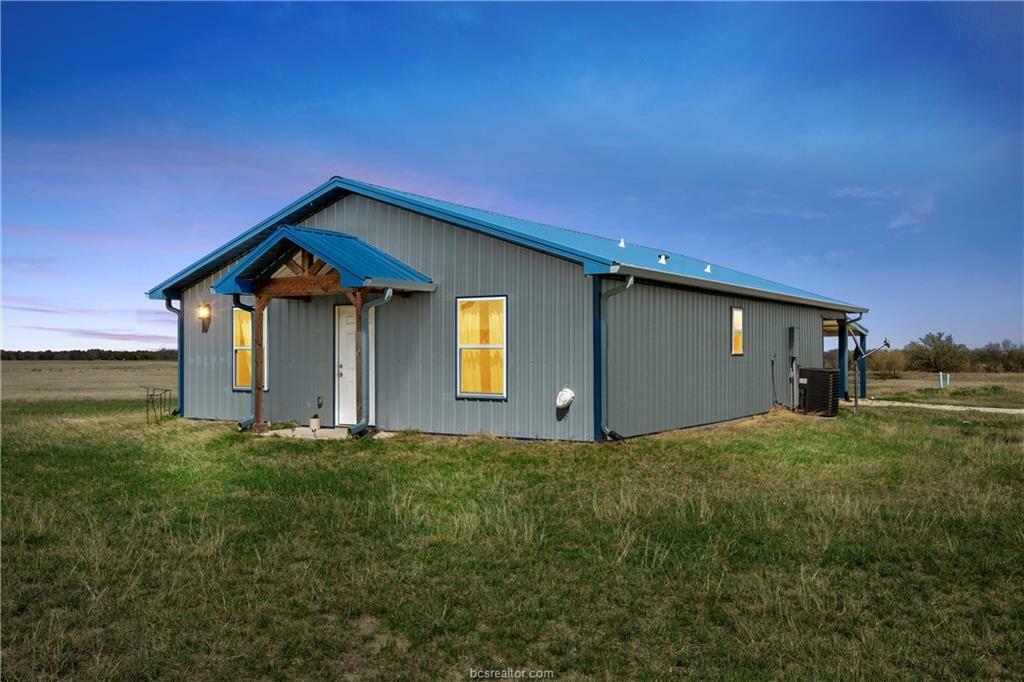 Property Photo:  736 County Road 478  TX 76656 