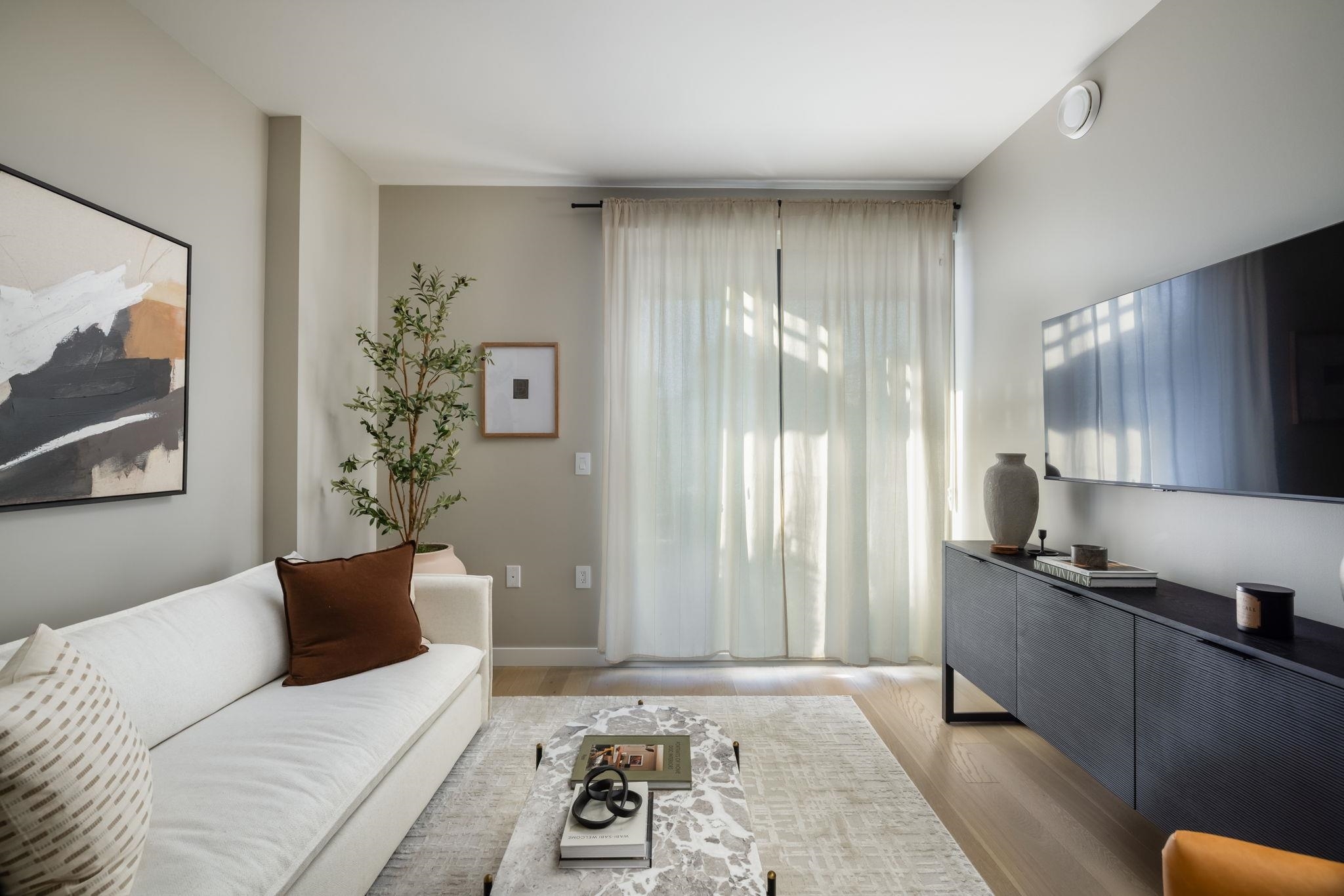 Property Photo: 8398 Oak Street 603 BC V6P 4A9
