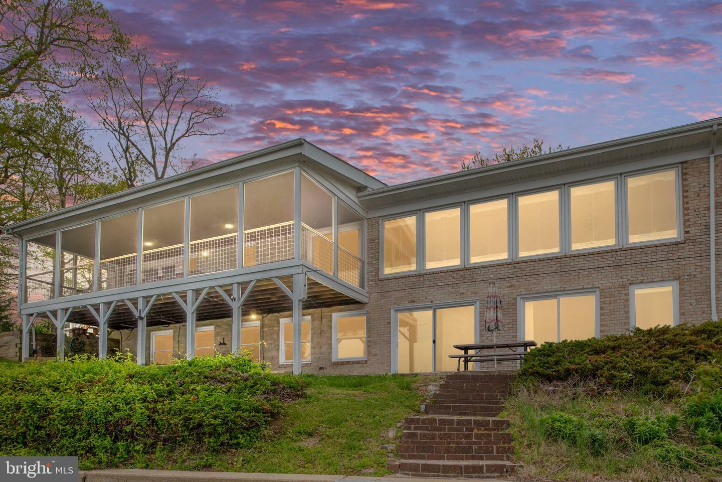 Property Photo: 36 Waterview Point VA 22443