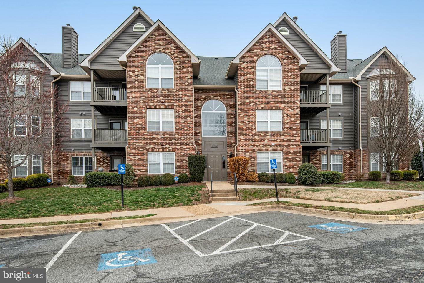 4112 Monument Court 103  Fairfax VA 22033 photo