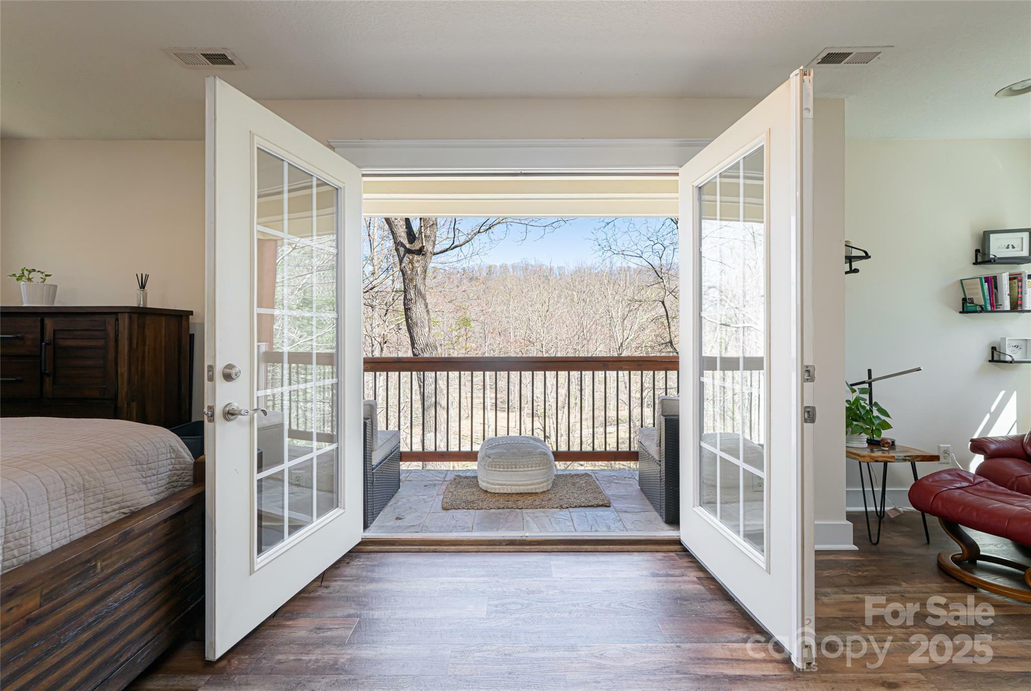 Property Photo: 3 Angel Circle NC 28803