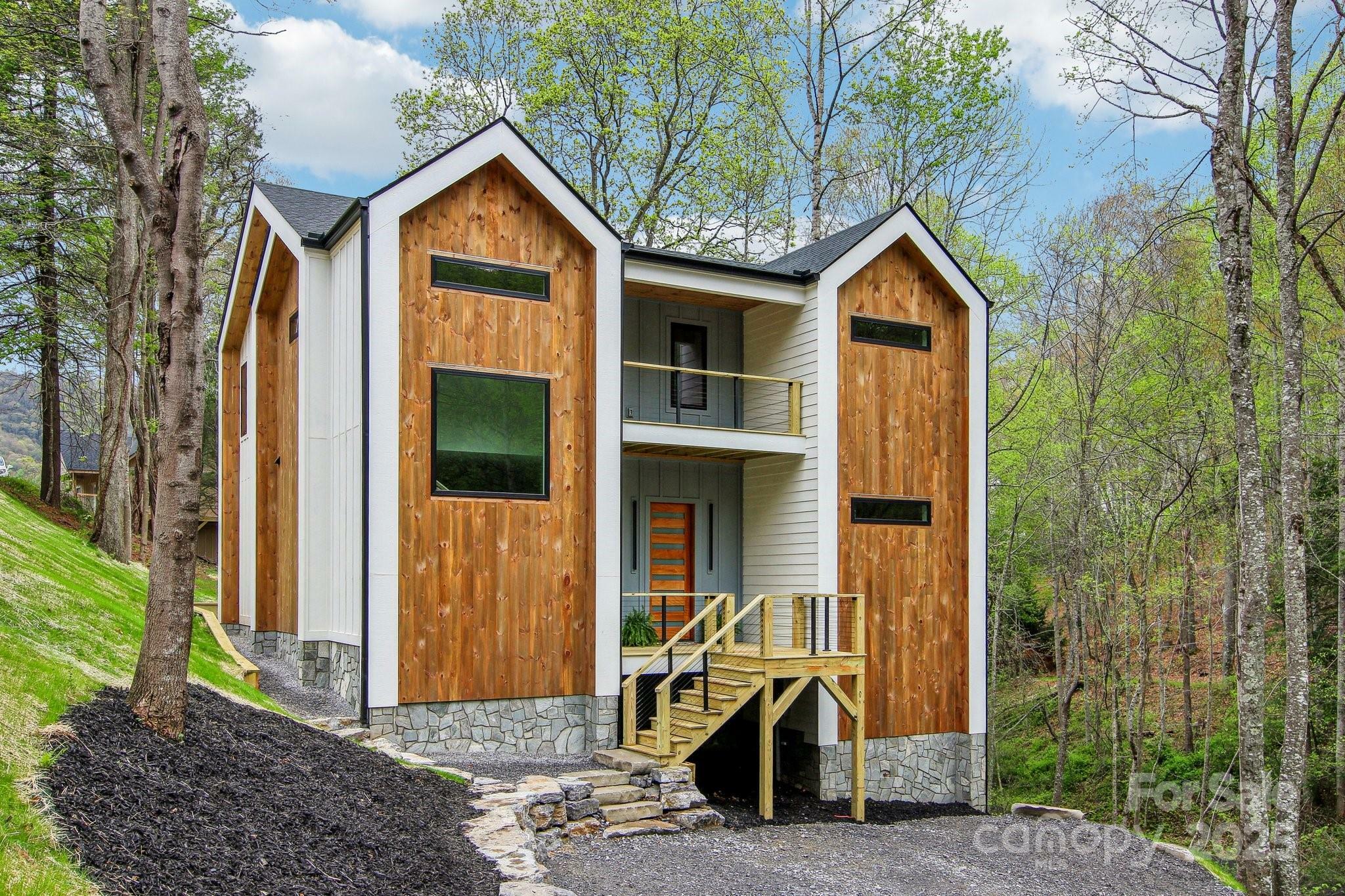 181 Curly Maple Drive  Canton NC 28716 photo